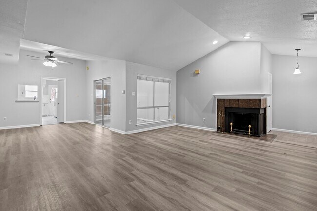 Building Photo - 8268 Heartfield Ln