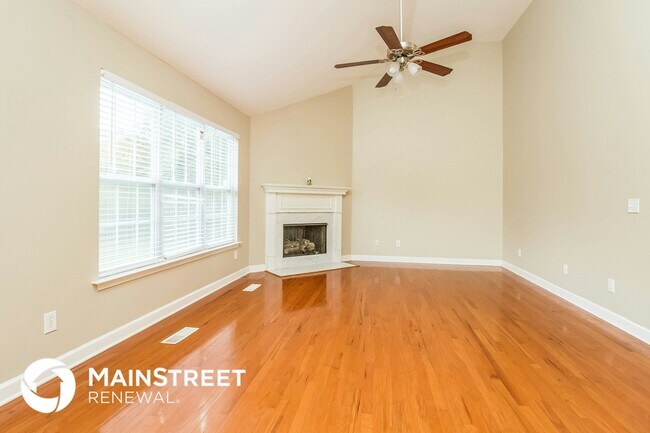 Building Photo - 3012 Sir Barton Ct