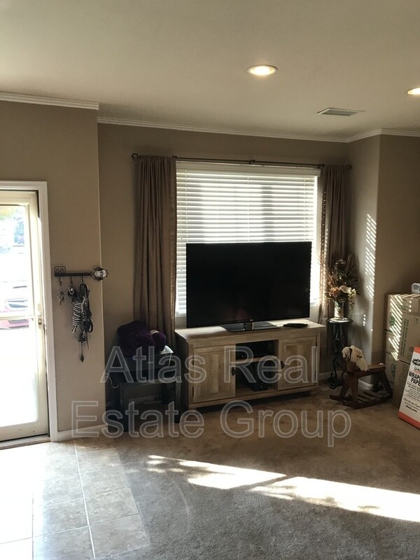 Foto del edificio - 12784 Ivanhoe St