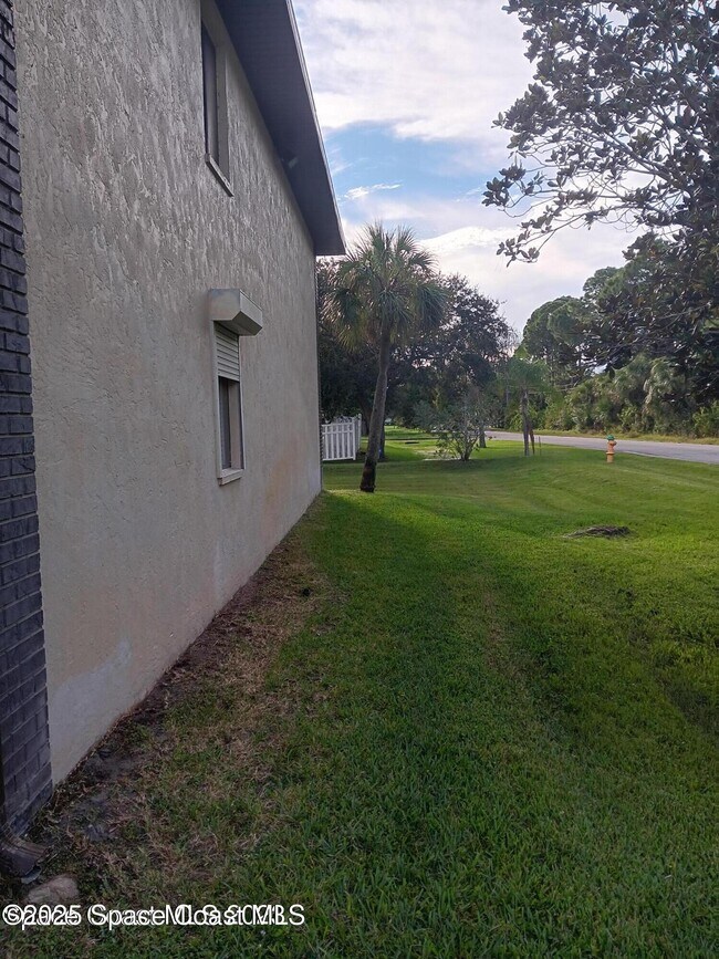 Building Photo - 3213 Murrell Rd