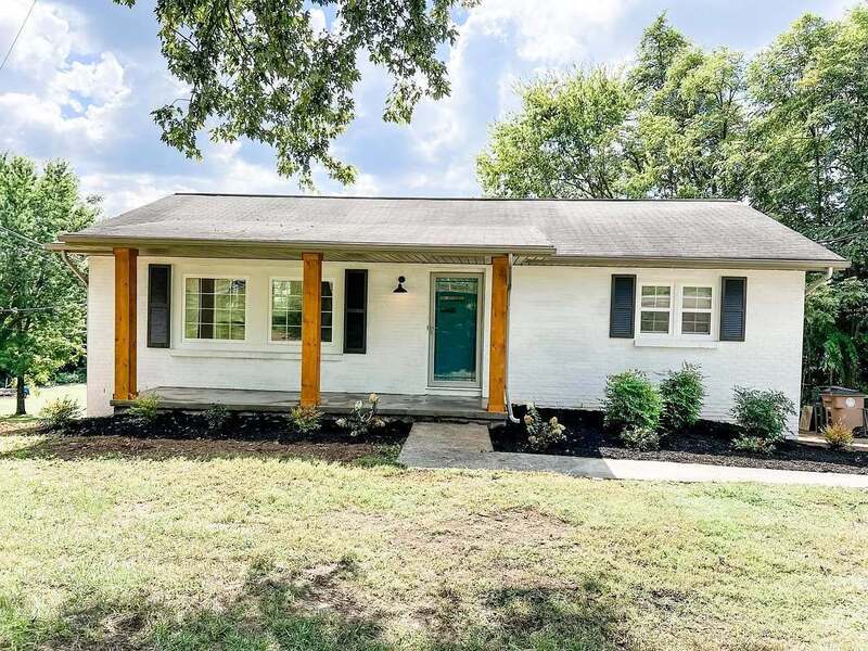 Foto principal - 1940 Old Callahan Dr