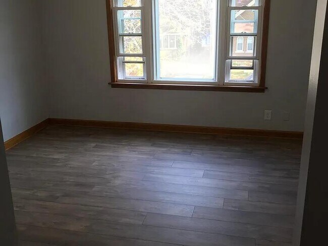 Building Photo - 4033 S Kansas Ave, a