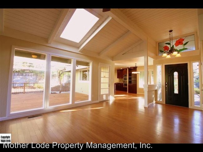 Building Photo - 23334 Gold Springs Dr
