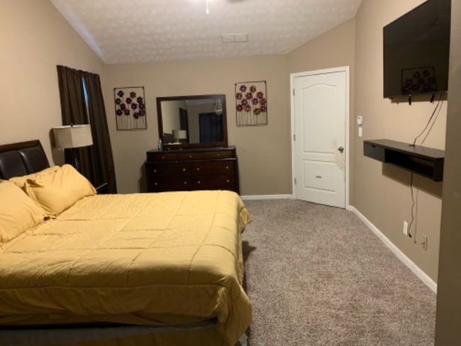 Photo - 180 Pebble Brooke Ct House