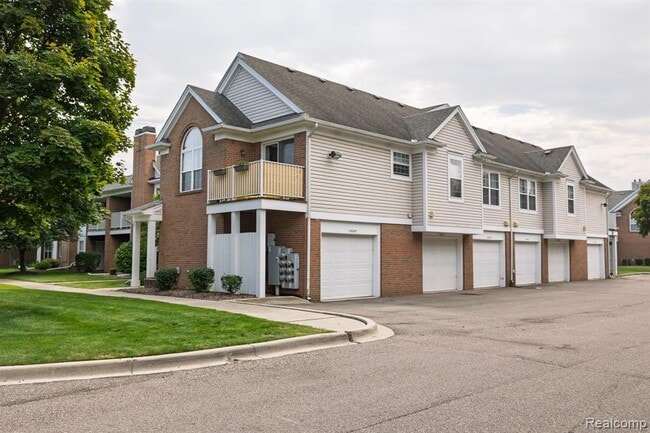 Foto del edificio - 46257 Cavalier Dr