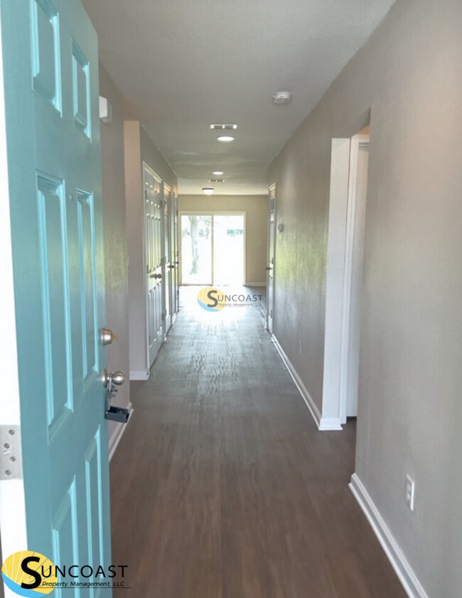 Foto del edificio - 8760 Kaye Ln