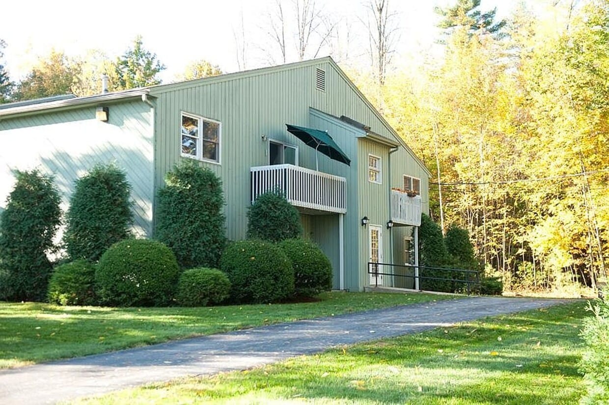 22 Ponemah Hill Rd, Milford, NH 03055 Condo for Rent in Milford, NH
