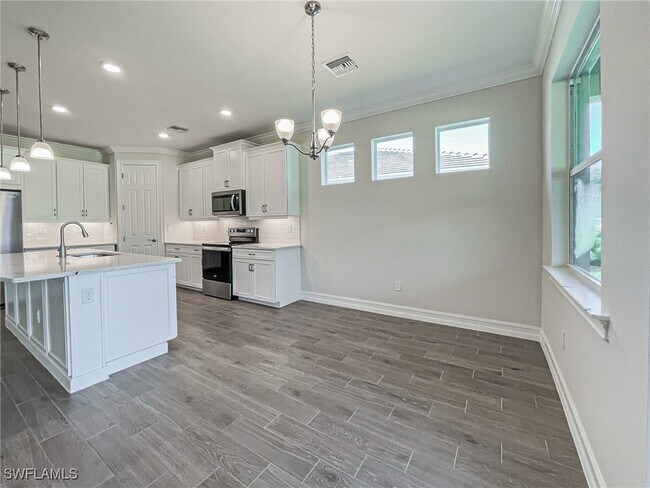 Building Photo - 271 Tamarindo Ln
