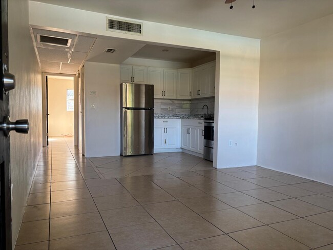 Building Photo - 2500 Harn Blvd