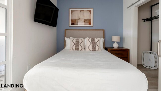 Building Photo - 2005 11th St NW