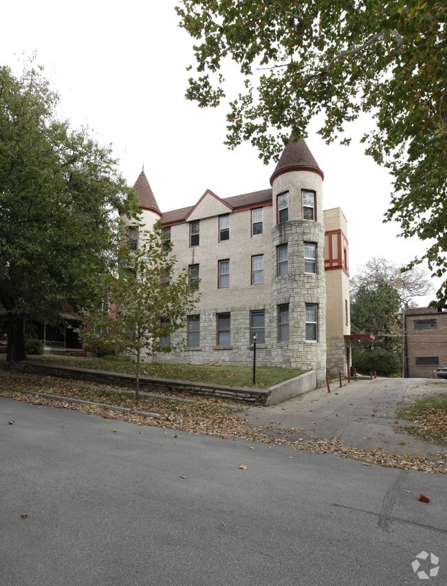 Castle Apartments Des Moines, IA