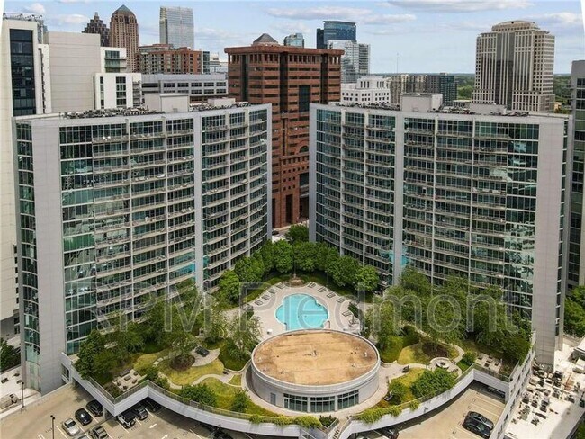 Foto del edificio - 44 Peachtree Pl NW