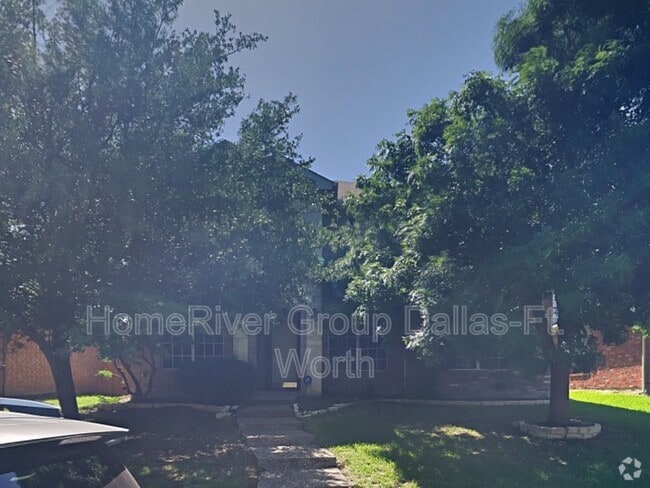 Building Photo - 13358 Roadster Dr