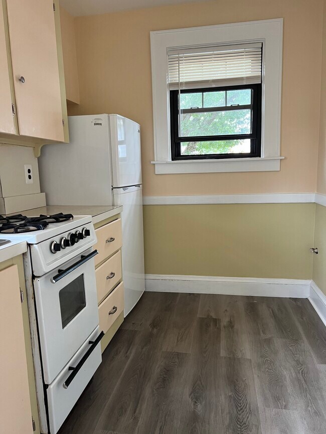 76 Blackstone Blvd, Providence, RI 02906 Apartments at 76 Blackstone