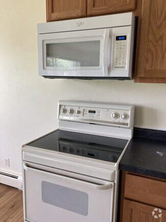 Building Photo - 3733 E Karstens Dr