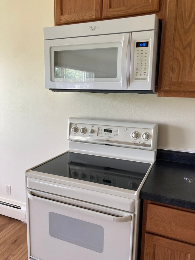 Building Photo - 3733 E Karstens Dr