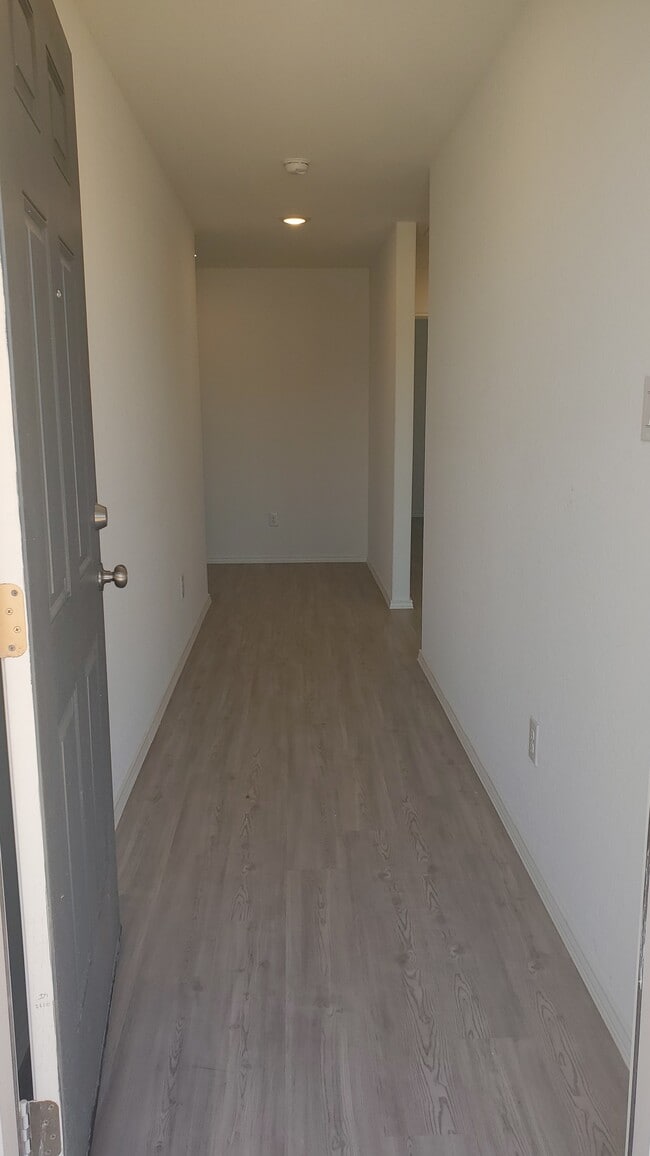 Building Photo - 2940 Calandra Lark