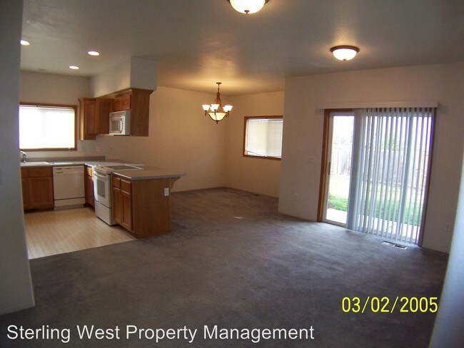 Building Photo - 3 br, 2 bath House - 2403 Beebe Dr.