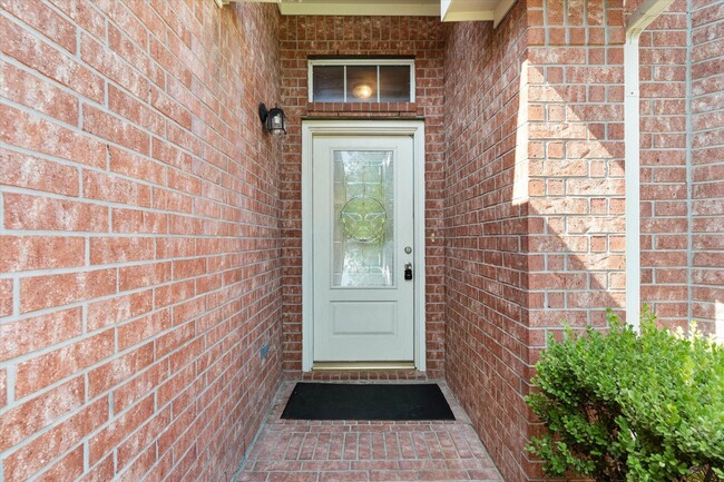 Foto del edificio - 2614 Maple Pl Ct