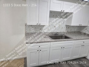 Building Photo - 1333 S Dixie Hwy
