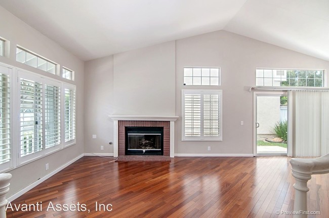 Building Photo - 3 br, 2.5 bath House - 14530 Rutledge Square