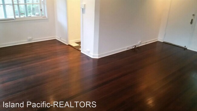 Building Photo - 2 br, 1 bath House - 2977 Manoa Rd