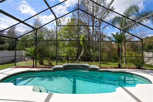 Building Photo - 12630 Lakebrook Dr