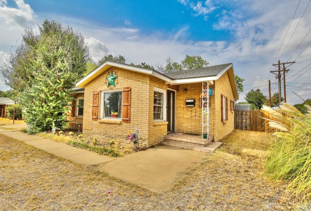Primary Photo - Pre-Leasing Now-available 6/1/2025