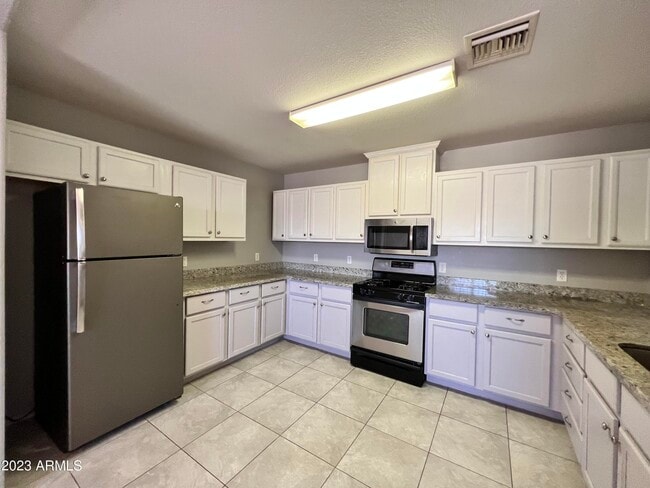 Foto del edificio - 737 W Ocotillo St