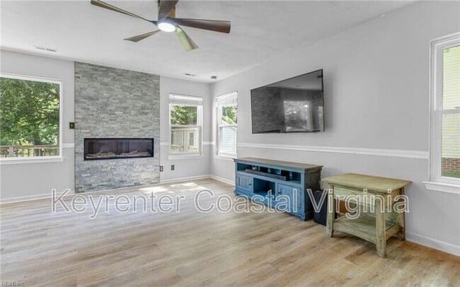 Foto del edificio - 180 Kristen Ln