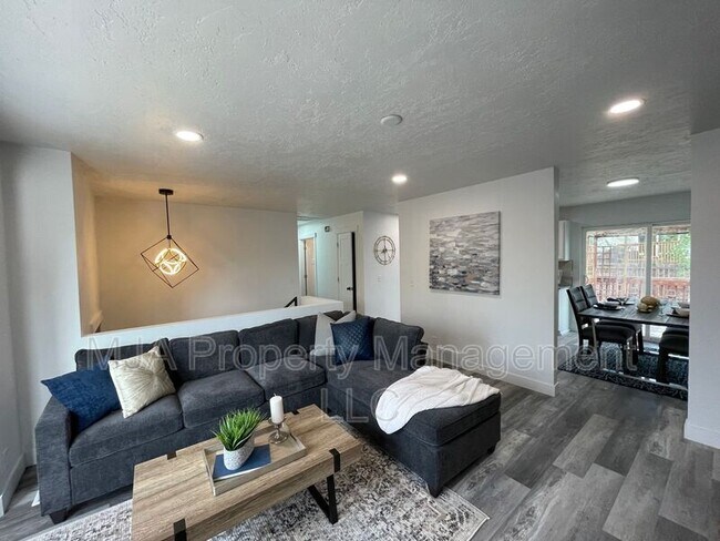Foto del edificio - 3865 Brixton Rd