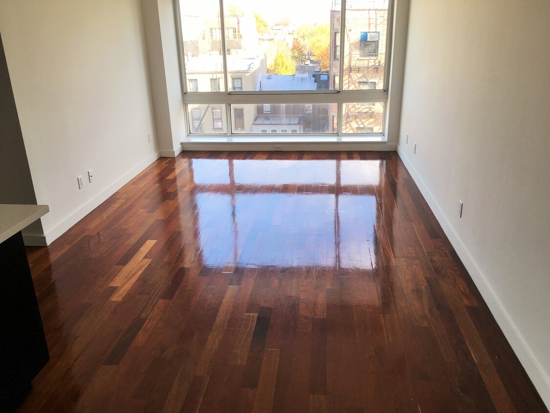 Foto principal - 535 Classon Ave