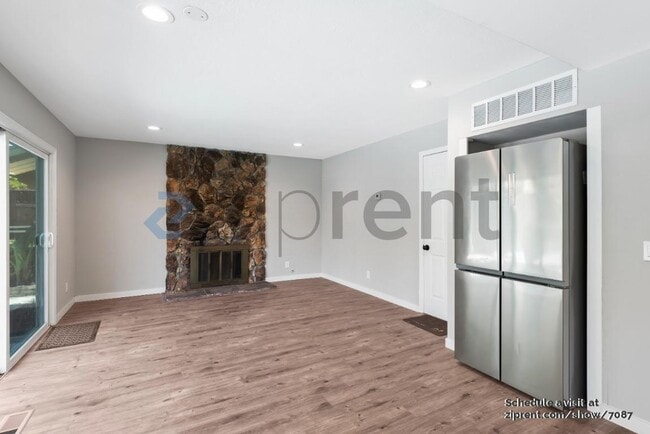 Foto del edificio - 399 Avenida Manzanos