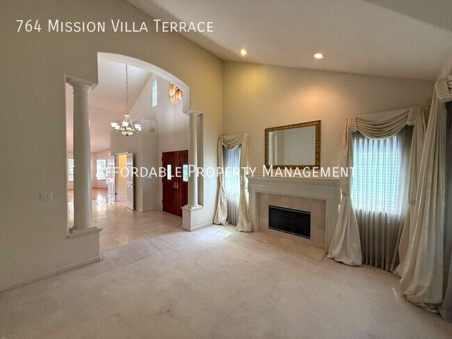 Foto del edificio - 764 Mission Villa Terrace