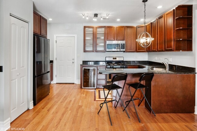 Foto del edificio - 6301 N Richmond St