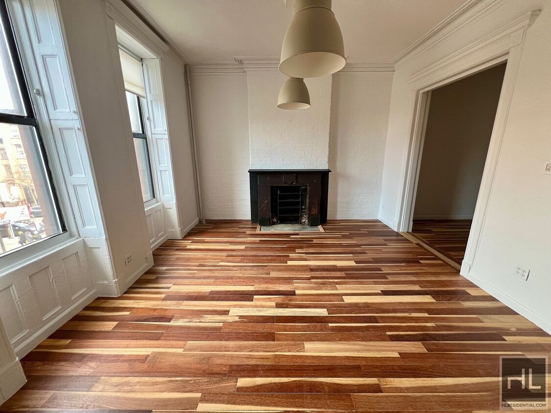 Foto principal - 3.5BR 1BA Floor-Through By Fort Greene Park