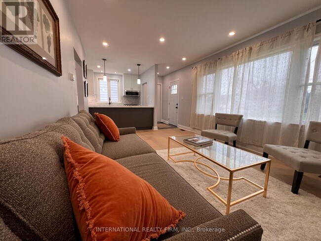 Photo du bâtiment - 9 Admiral Rd