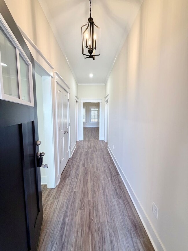 Building Photo - 536 Bristleleaf Path