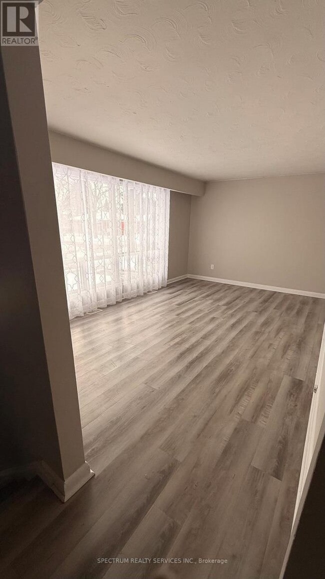 Building Photo - 213 Thistle Down Blvd