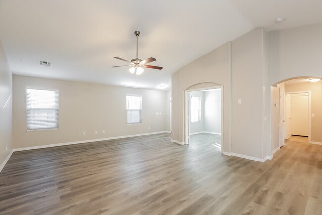 Foto del edificio - 7374 W Magdalena Ln