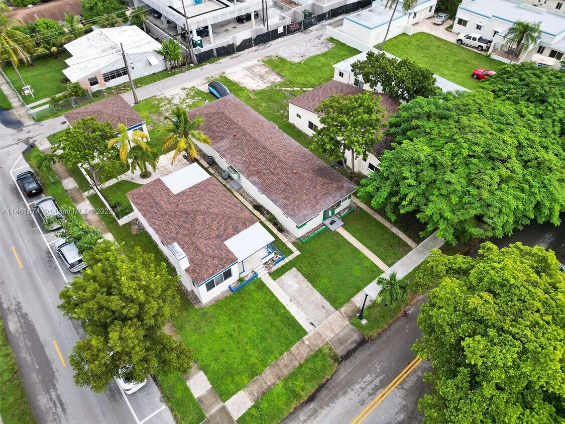 1857 Madison St Unit A, Hollywood, FL 33020 Room for Rent in