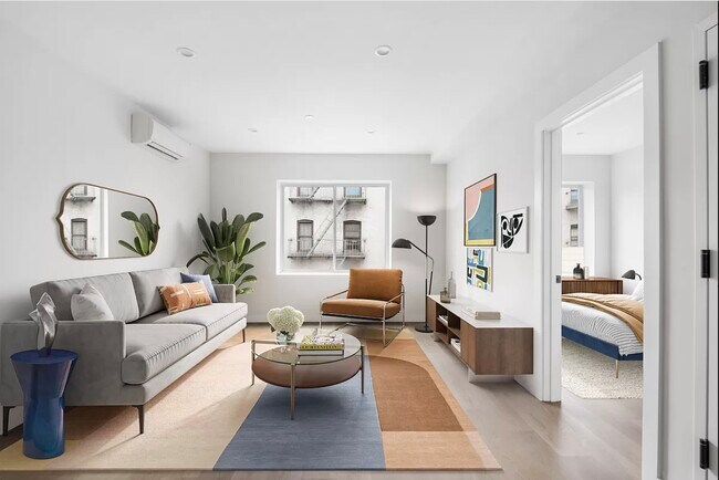 Foto del edificio - 990 Woodycrest Ave