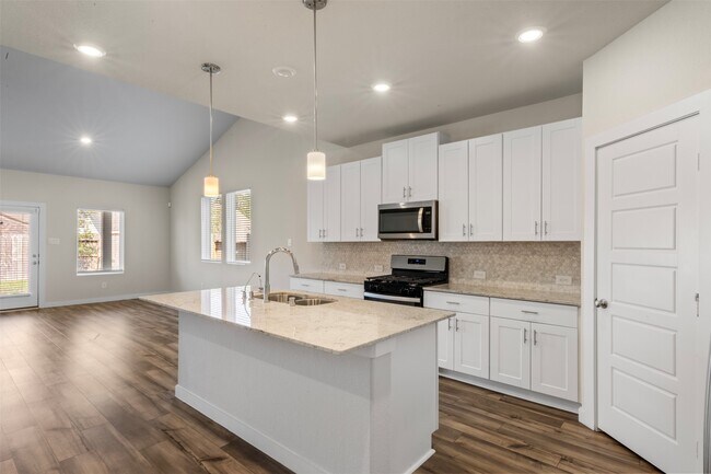 Building Photo - 1506 King Rnch Rd