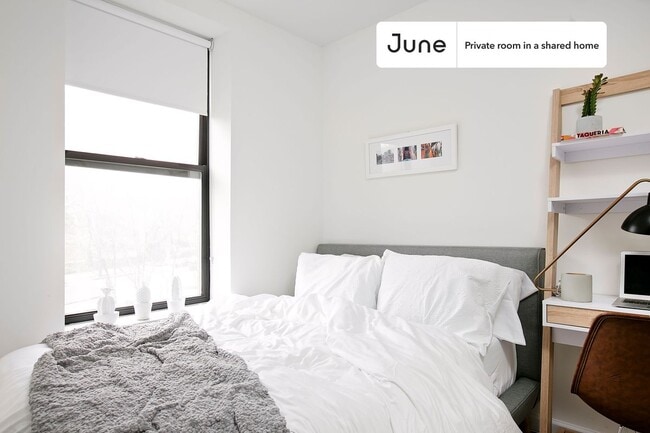 Building Photo - Room in Shared 3 bed/2 bath home in Central Harlem