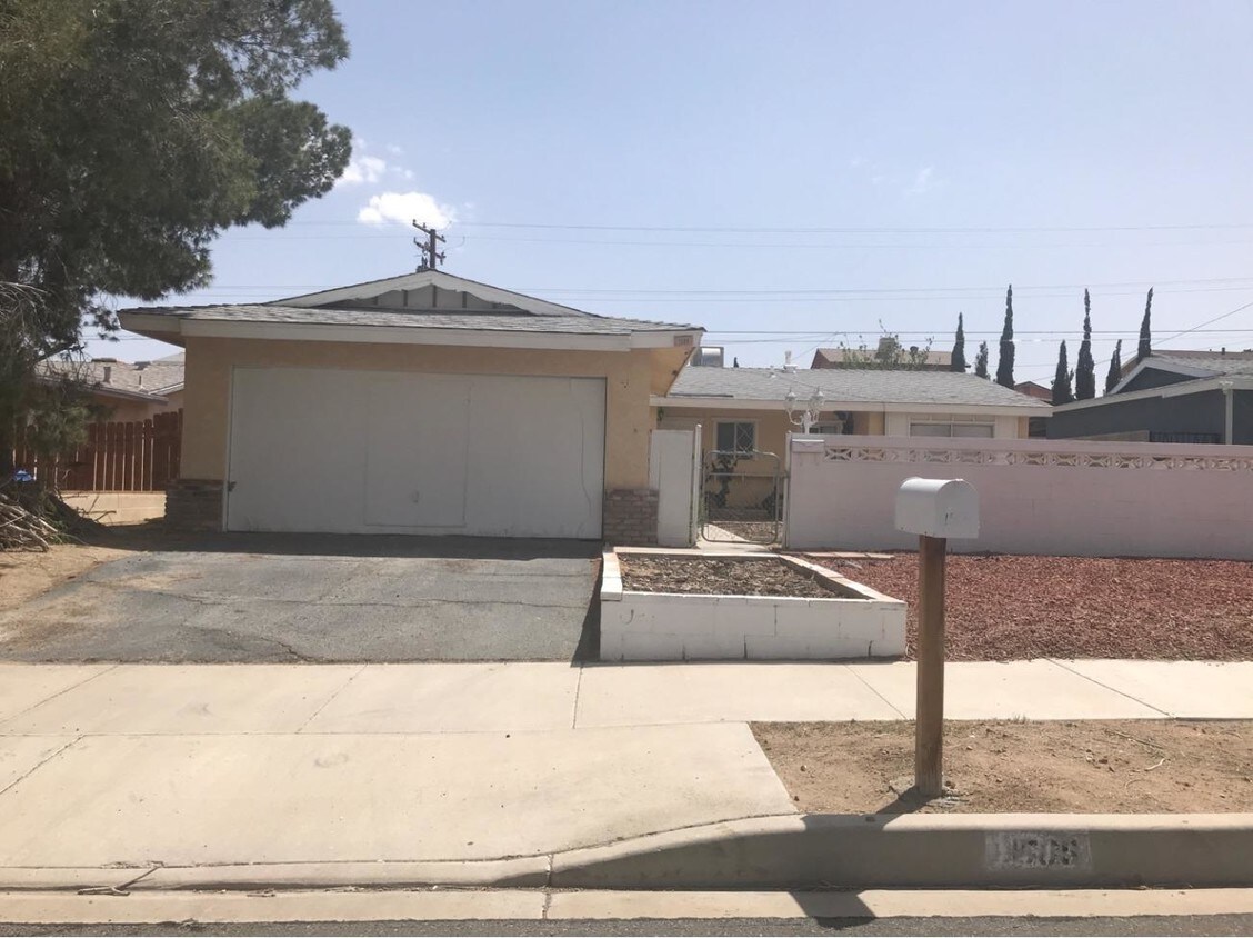 1508 De Anza St, Barstow, CA 92311 House Rental in Barstow, CA