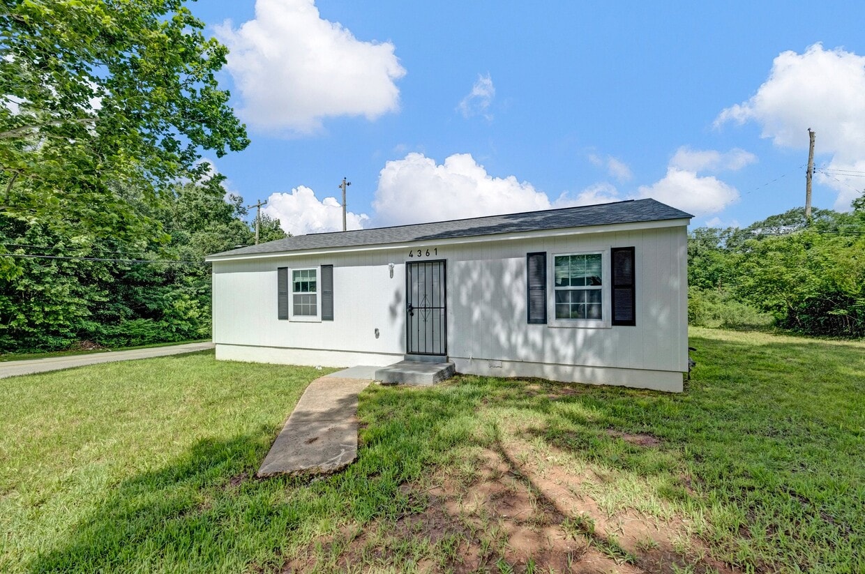 Primary Photo - 4361 Suncrest Dr