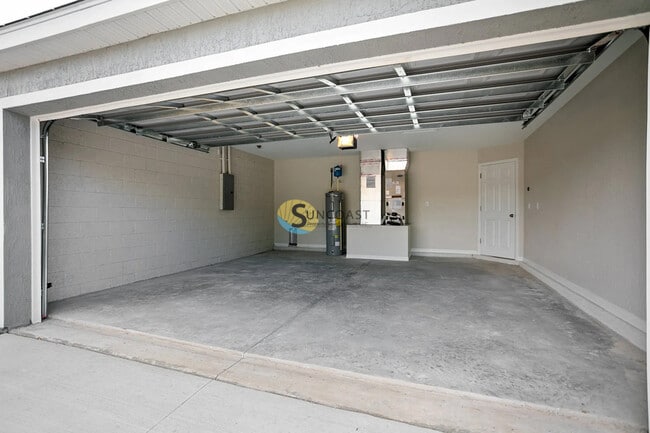 Building Photo - 38 Oak Trail