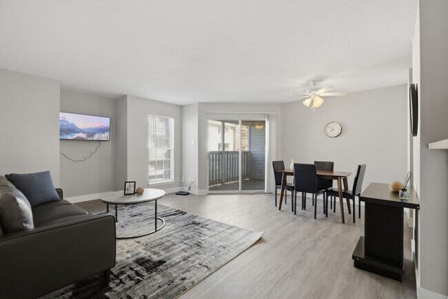 Foto del edificio - 4040 Presidential Blvd