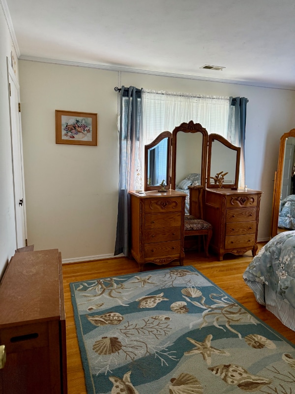 Building Photo - 519 Sylvan Way