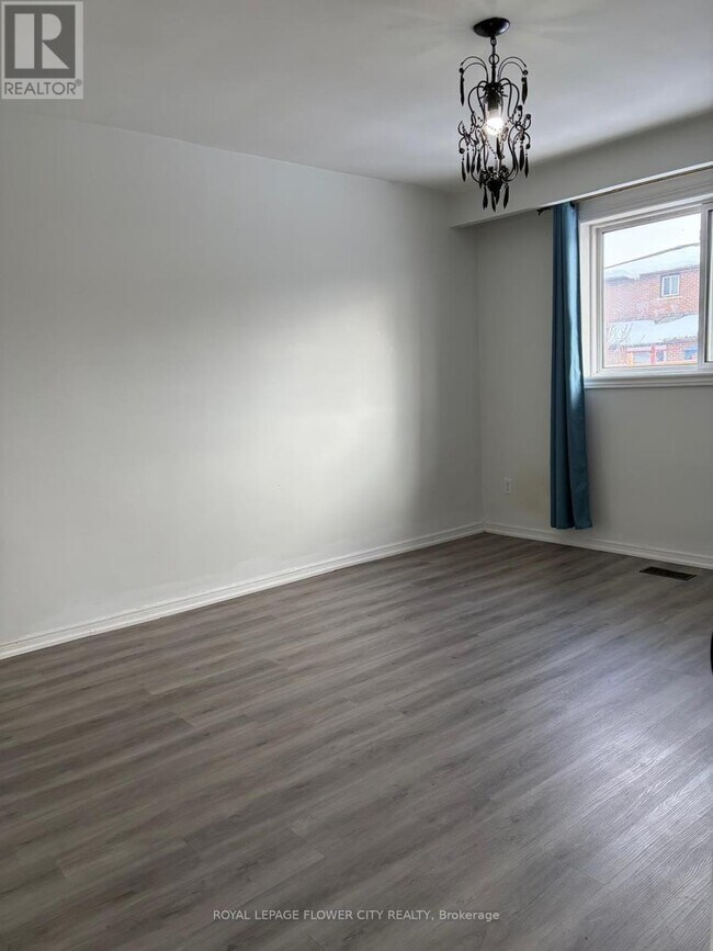 Building Photo - 66 Skelton Blvd